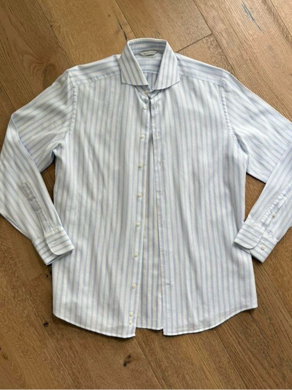 Suitsupply Dress Shirt | Light Blue and White Stripe | Size Medium